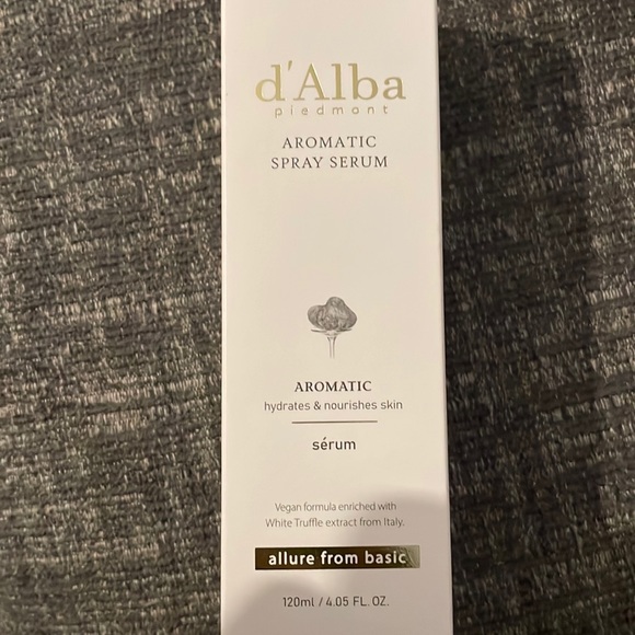 Allure Beauty Box - Picture 1 of 1